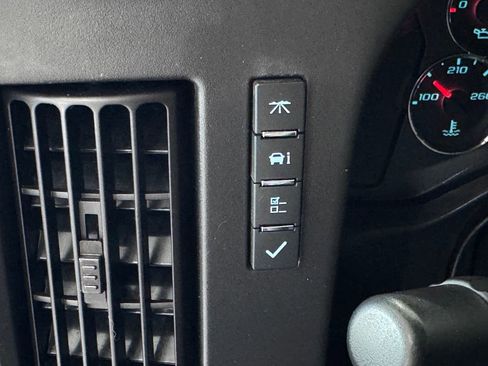 Used 2024 GMC Savana 2500 w/ Driver Convenience Package RWD image 19