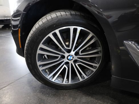 Used 2019 BMW 540i xDrive w/ Convenience Package image 13