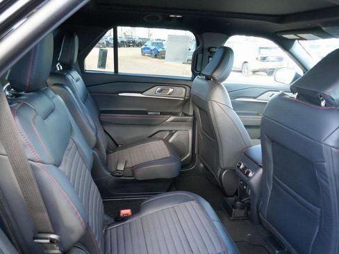 New 2026 Ford Explorer ST-Line w/ ST-Line Street Pack image 11