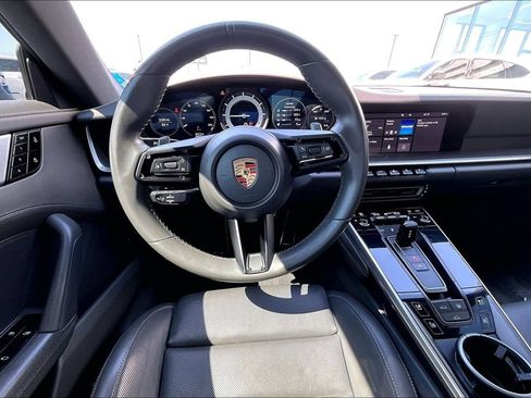Used 2021 Porsche 911 Carrera RWD image 7