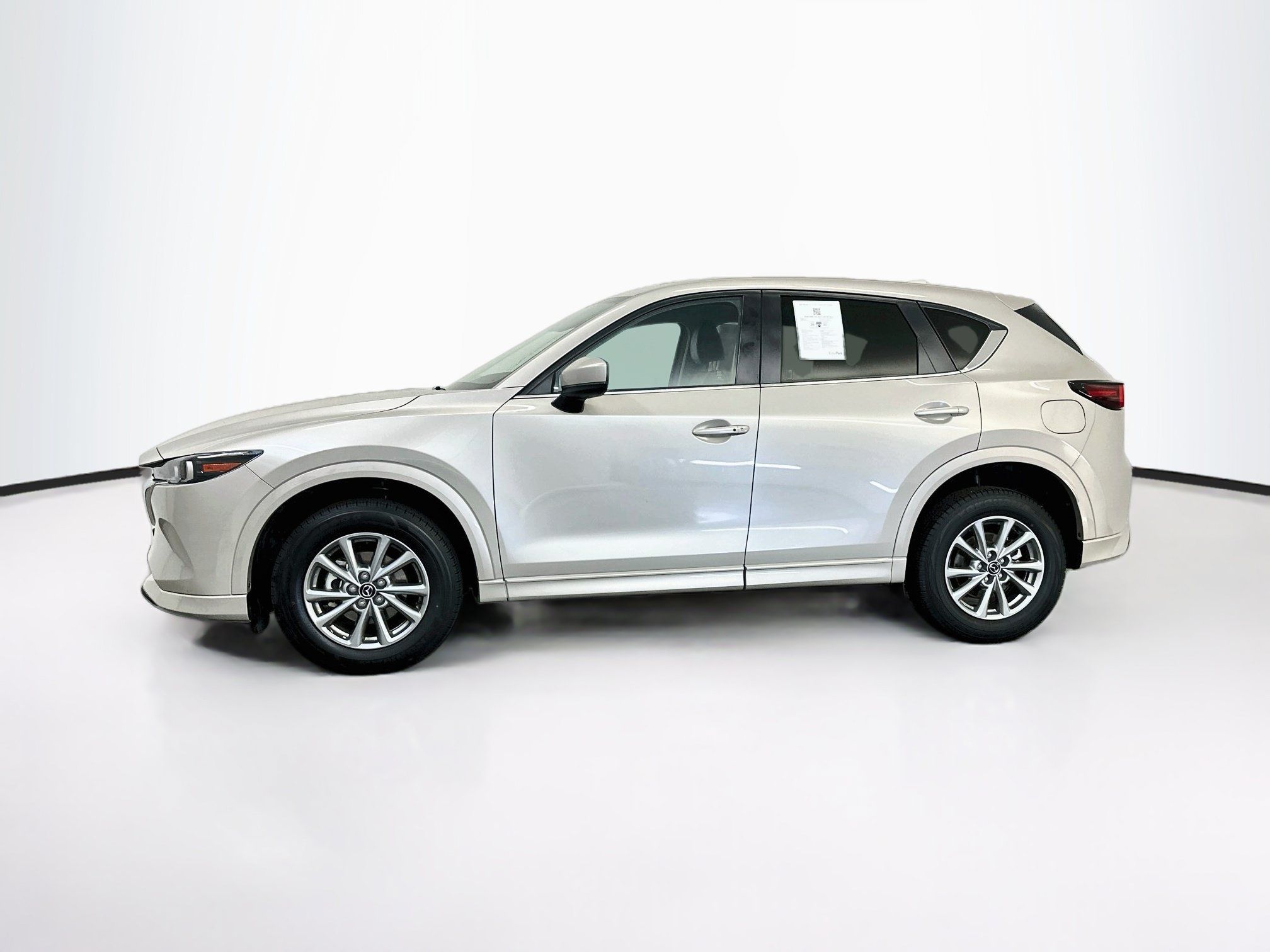 Used 2025 MAZDA CX-5 AWD 2.5 S w/ Preferred Package image 4