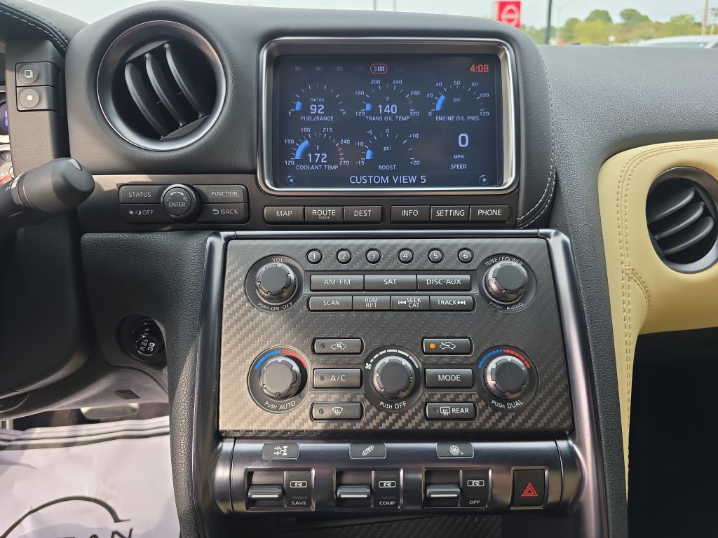 Used 2015 Nissan GT-R Premium AWD/4WD image 26