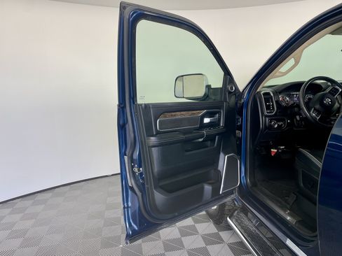Used 2021 RAM 3500 Laramie AWD/4WD image 9