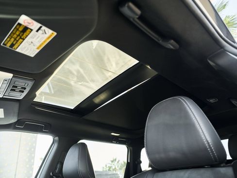 Used 2024 Mitsubishi Outlander Ralliart image 33