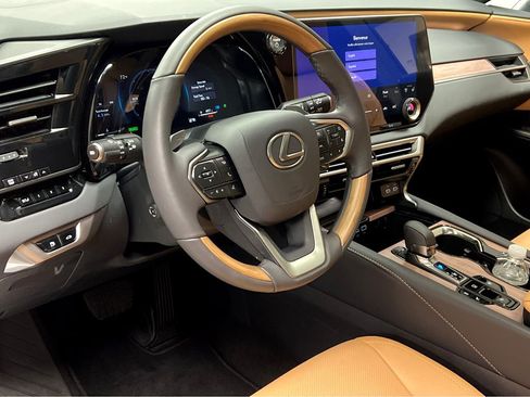 Certified 2025 Lexus RX 350h AWD/4WD image 39