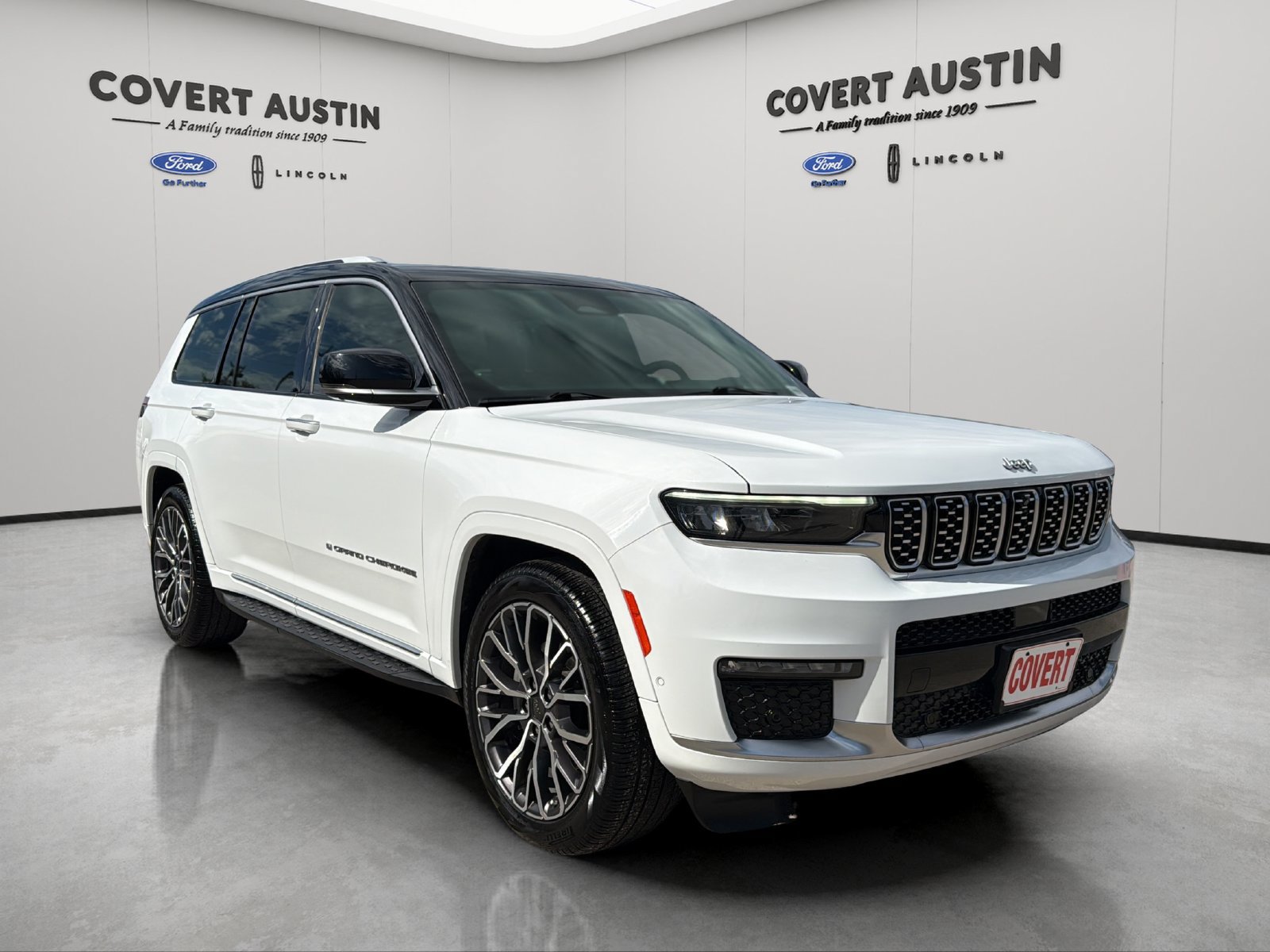 Used 2021 Jeep Grand Cherokee L Summit AWD/4WD image 7