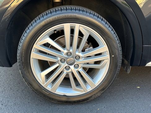 Used 2019 Audi Q5 Prestige w/ Prestige Package image 55