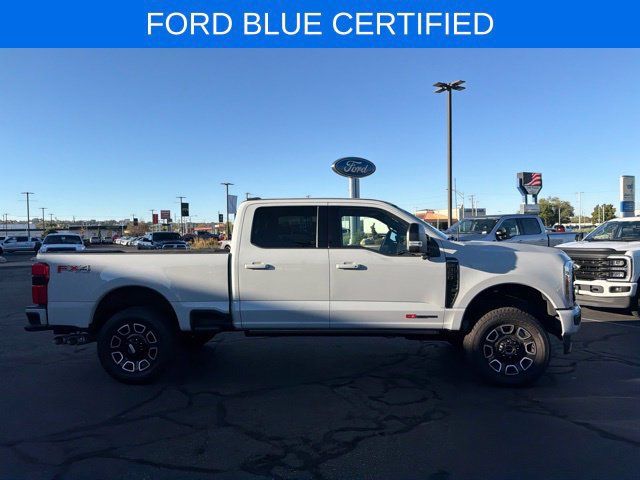 Used 2026 Ford F350 Platinum AWD/4WD image 4