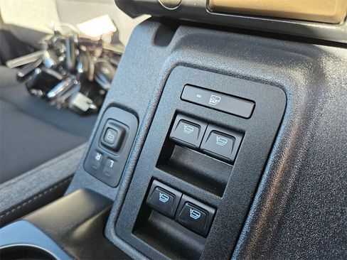 Used 2025 Ford Bronco Big Bend image 14