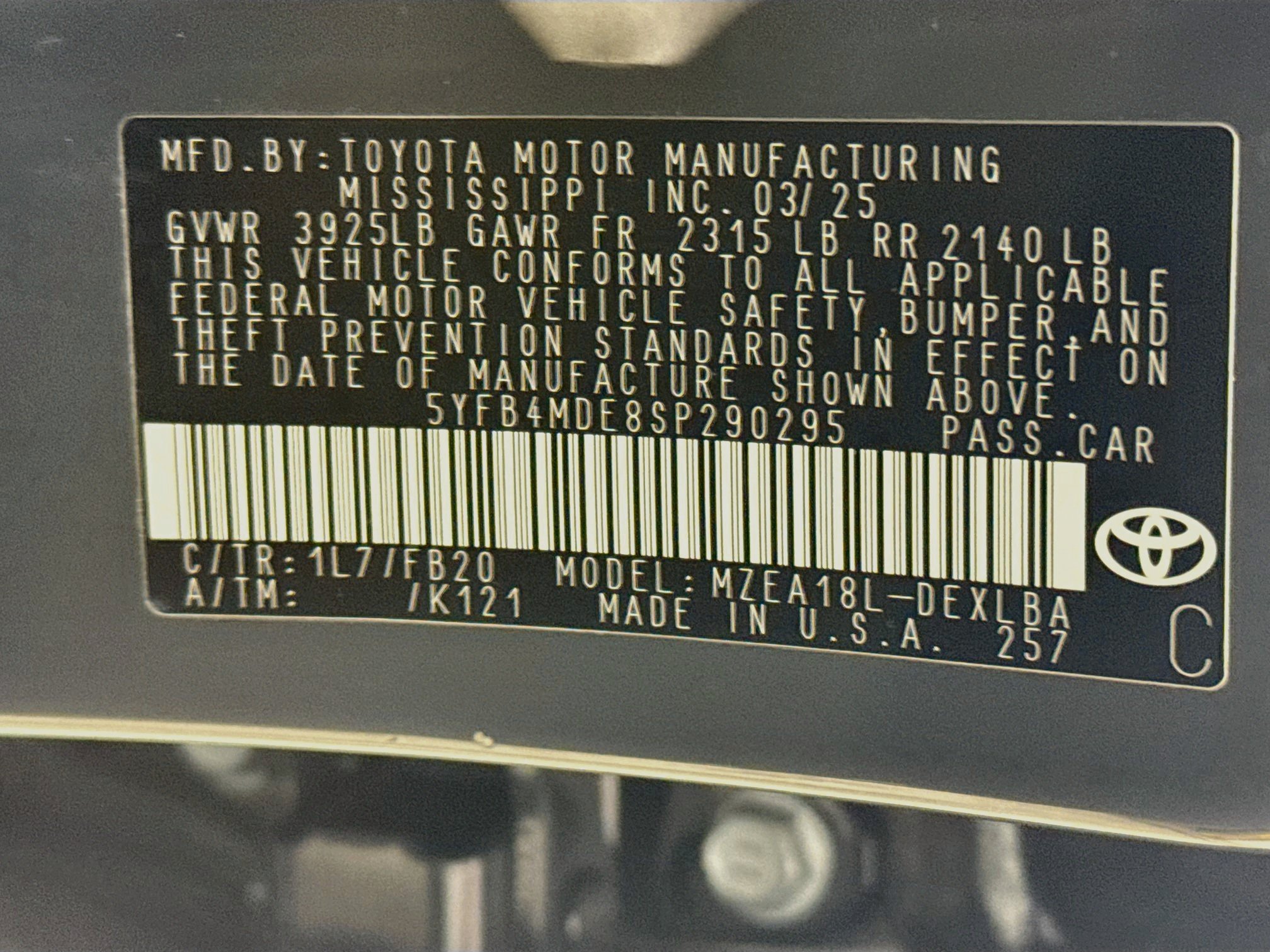 Certified 2025 Toyota Corolla LE FWD image 31