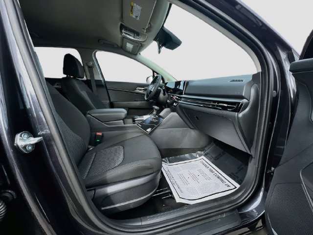 New 2027 Kia Sportage LX FWD image 25