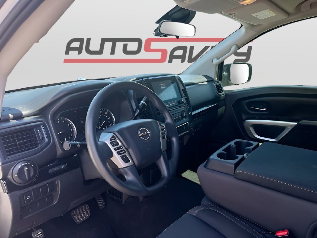 Used 2024 Nissan Titan SV AWD/4WD image 10