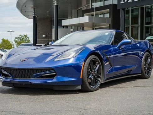 Used 2019 Chevrolet Corvette Stingray Coupe w/ Carbon Flash Badge Package RWD image 3
