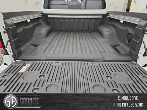 New 2026 Nissan Frontier PRO-4X w/ Pro Premium Package AWD/4WD image 23