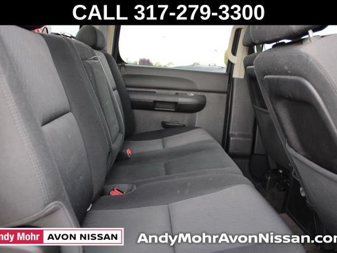 Used 2014 Chevrolet Silverado 2500 LT w/ Interior Plus Package AWD/4WD image 22