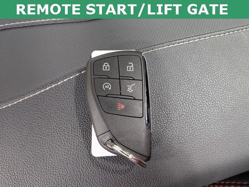 Certified 2024 Chevrolet Traverse RS w/ LPO, Floor Liner Package image 11