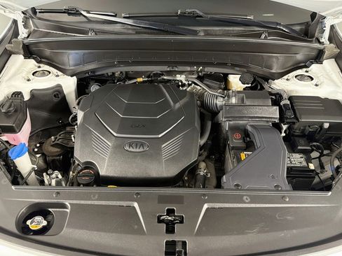 Used 2021 Kia Telluride SX w/ Towing Package FWD image 12