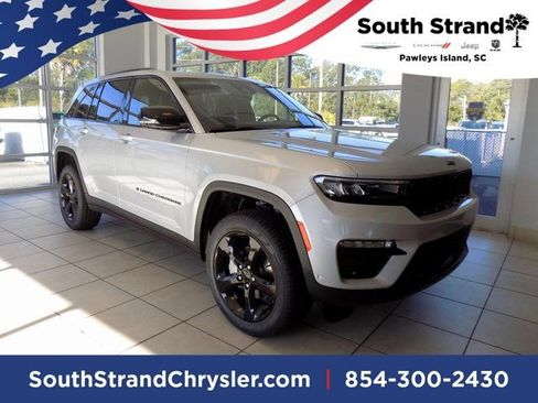 New 2025 Jeep Grand Cherokee Limited w/ Luxury Tech Group II RWD image 1