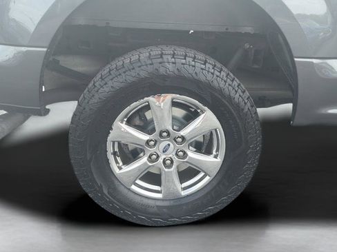 Used 2018 Ford F150 XLT w/ Equipment Group 302A Luxury AWD/4WD image 48
