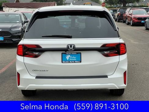 New 2026 Honda Odyssey EX-L image 5