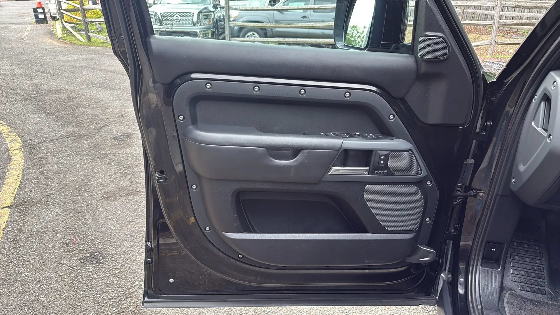 Used 2020 Land Rover Defender 110 X AWD/4WD image 9