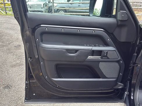 Used 2020 Land Rover Defender 110 X AWD/4WD image 9