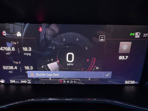 Certified 2025 GMC Canyon Elevation image 17