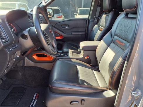 Used 2023 Nissan Frontier PRO-4X w/ Pro-4X Premium Package image 6