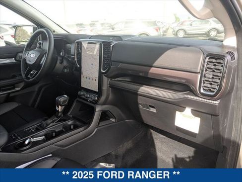 New 2025 Ford Ranger Lariat w/ Black Appearance Package image 20
