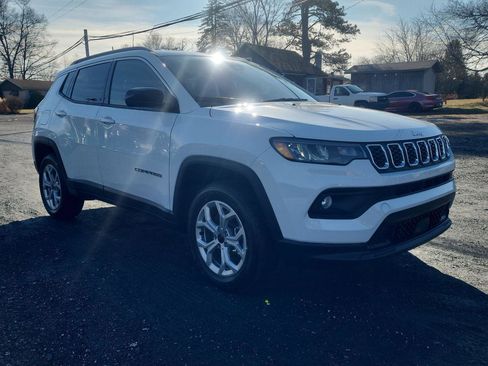 New 2026 Jeep Compass Latitude image 3
