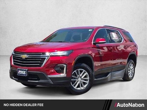 Used 2022 Chevrolet Traverse LT FWD image 1