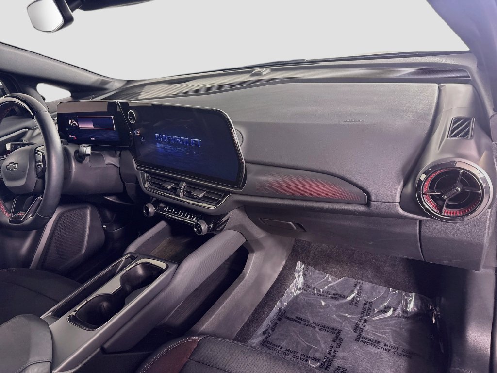 Certified 2024 Chevrolet Equinox EV RS AWD/4WD image 31