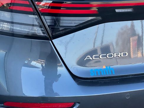 Used 2024 Honda Accord EX-L image 27