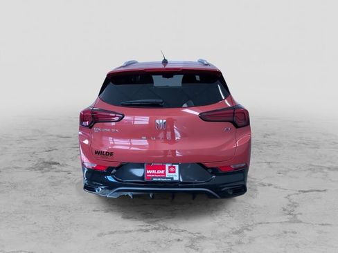 Used 2024 Buick Encore GX Sport Touring image 9
