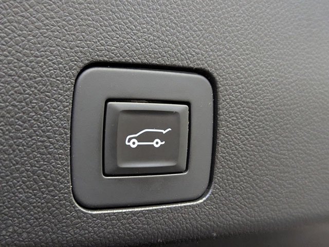 Used 2021 Buick Encore GX Select AWD/4WD image 31