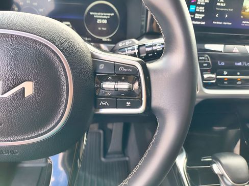 Used 2023 Kia Sorento SX image 20