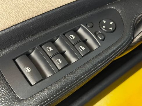 Used 2013 BMW 128i Convertible RWD image 11