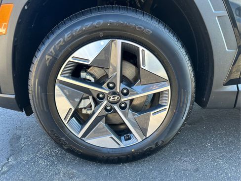 Certified 2025 Hyundai Tucson SEL image 24