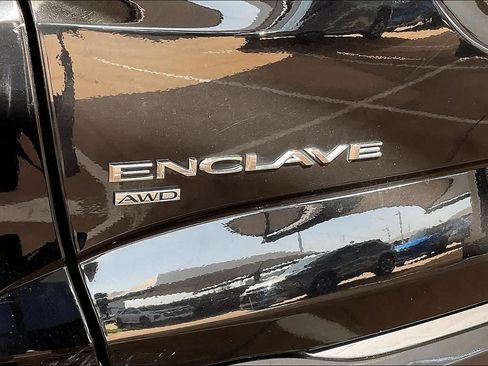 Used 2023 Buick Enclave Essence w/ Experience Buick Package AWD/4WD image 10