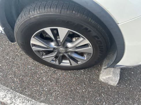 Used 2015 Nissan Murano SL w/ SL Technology Package FWD image 3
