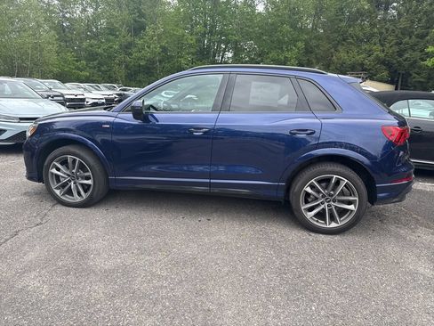 Used 2023 Audi Q3 2.0T Premium w/ Black Optic Sport Package AWD/4WD image 11