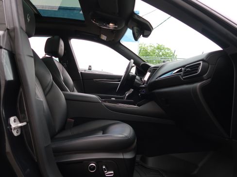 Used 2022 Maserati Levante GT AWD/4WD image 34