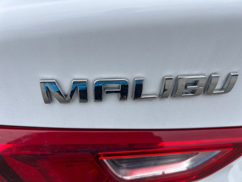 Used 2024 Chevrolet Malibu LT FWD image 22