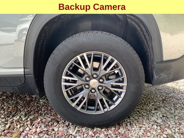 Used 2026 Chevrolet Traverse LT AWD/4WD image 9