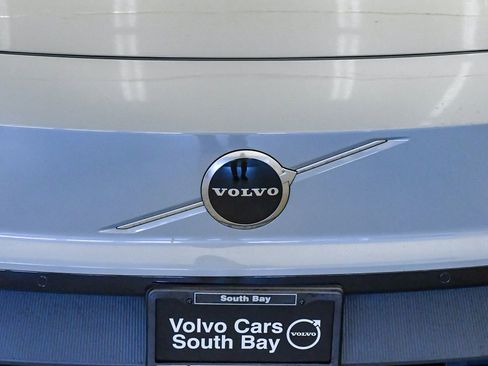 New 2026 Volvo EX30 Plus w/ Climate Package AWD/4WD image 8