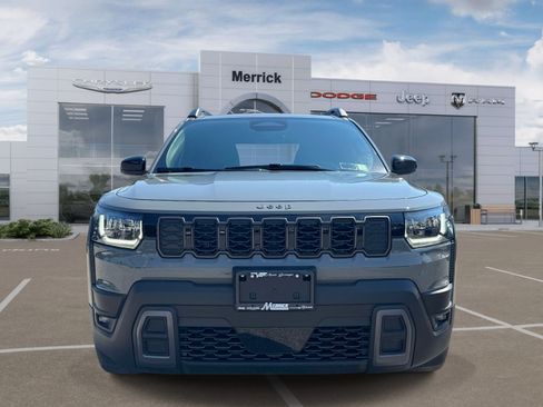 Used 2026 Jeep Cherokee Laredo AWD/4WD image 3