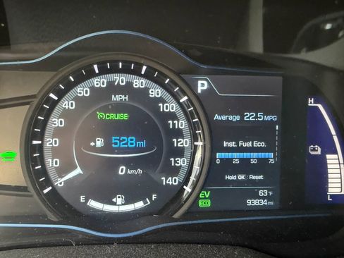 Used 2017 Hyundai Ioniq Limited FWD image 18