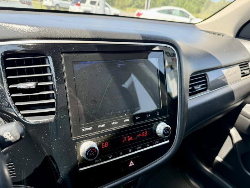 Used 2020 Mitsubishi Outlander SEL FWD image 20