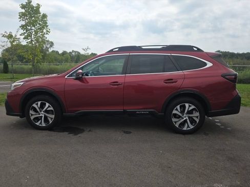 Used 2022 Subaru Outback Limited AWD/4WD image 15