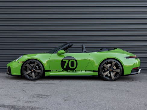 Certified 2026 Porsche 911 Carrera GTS image 2